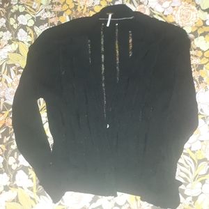 🌙5/$15 Free People Distressed Cardigan